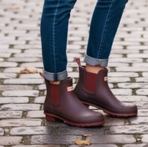 #033 Rubber Rain Boots, Hunter Original Chelsea Ankle In Burgandy